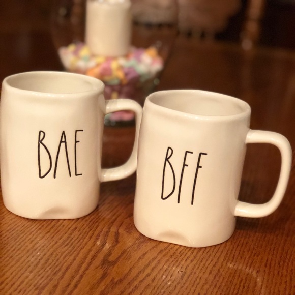 Meet your Posher, Katie - Picture 1 of 1